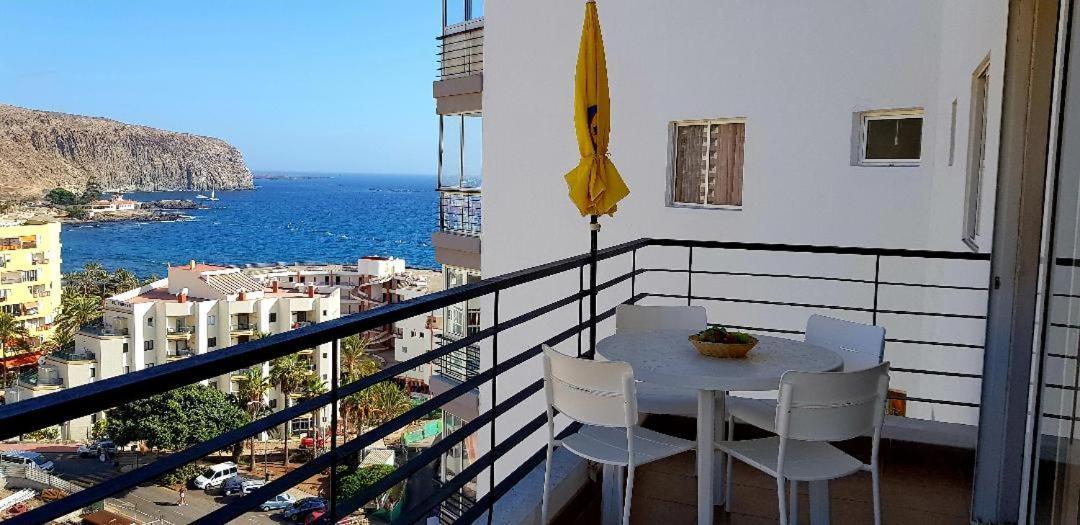 First Line, Upscale Apartment Los Cristianos! Free Parking Arona  Exterior foto